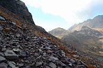 11 Il sentiero dal passo Laghi Gemelli al Passo Valsanguigno